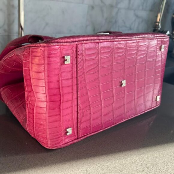 $6.2K LAMBERTSON TRUEX PINK CROCODILE PURSE BAG *TIFFANY & CO* - Picture 9 of 12